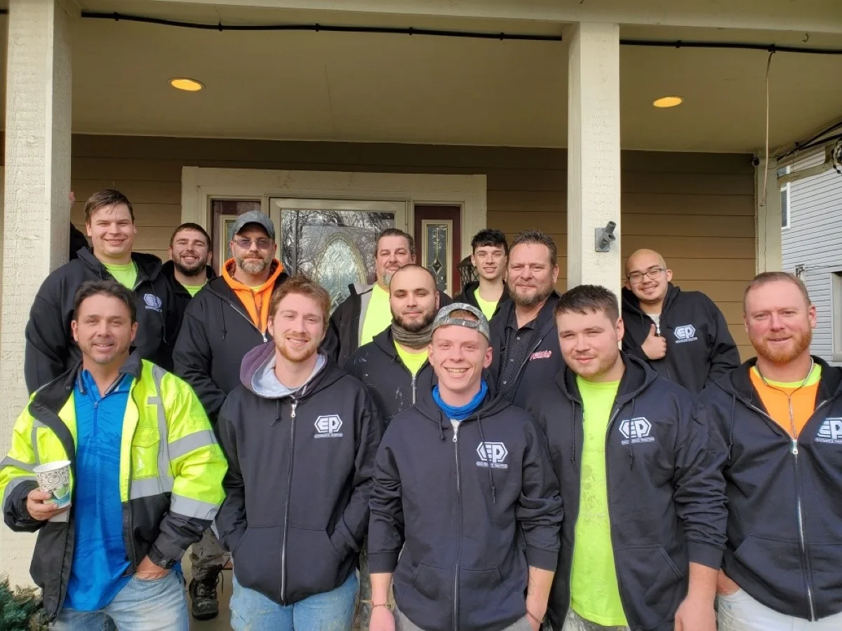 Endurance Painting team at work