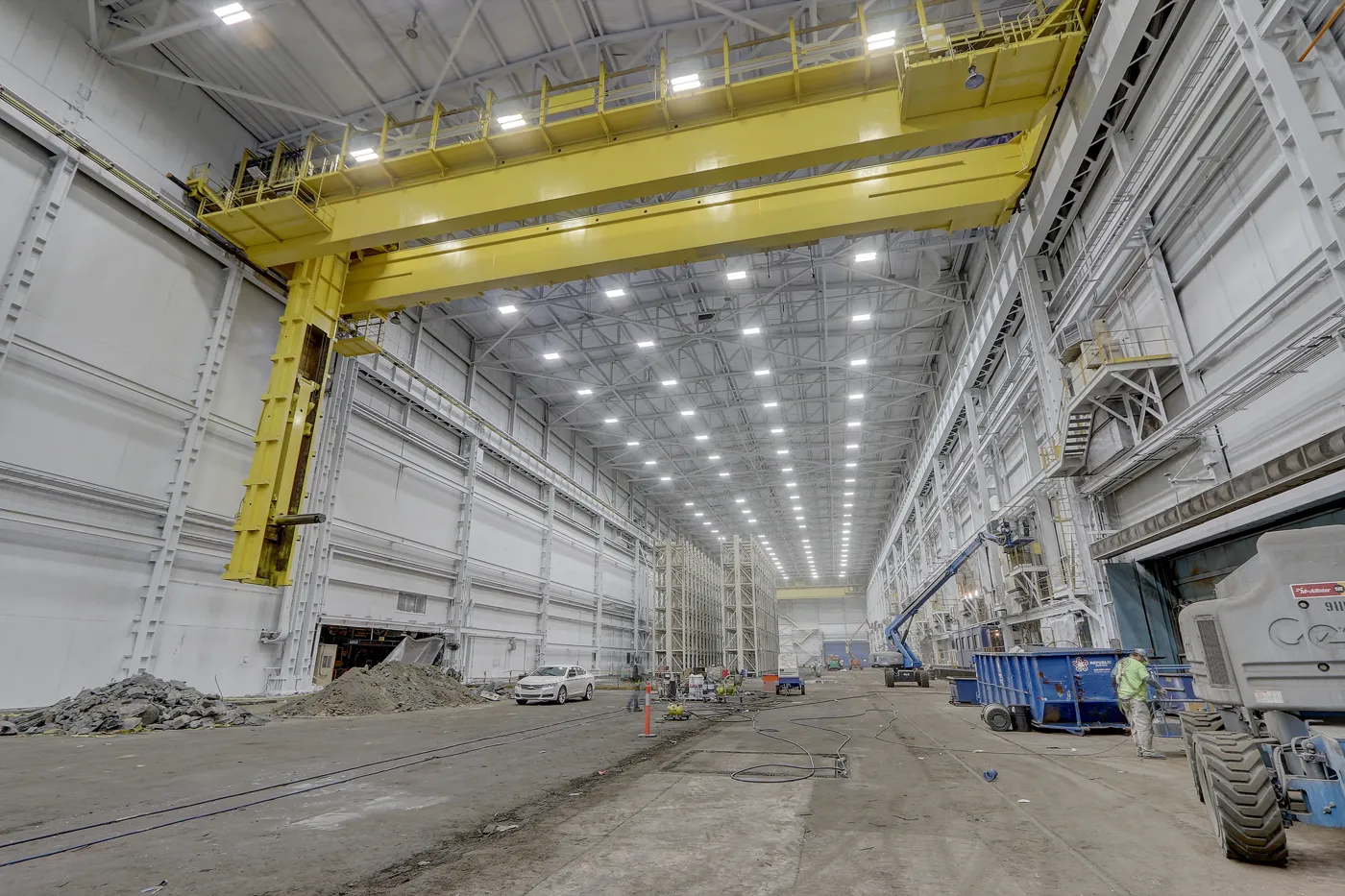 Industrial facility equipment refinishing services