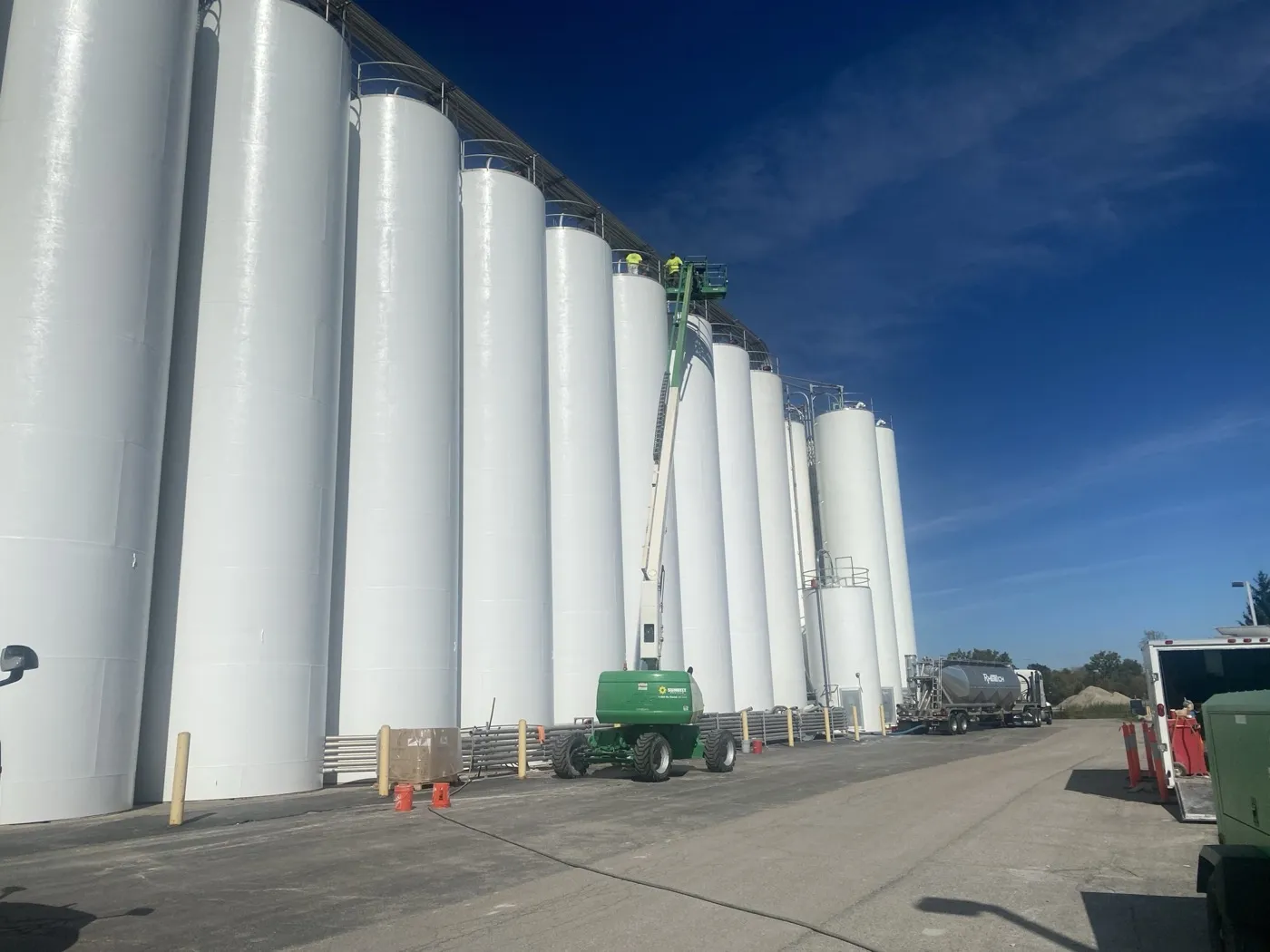 Industrial storage tank coating and restoration